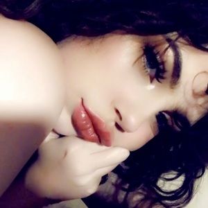 Meet your Posher, Myia